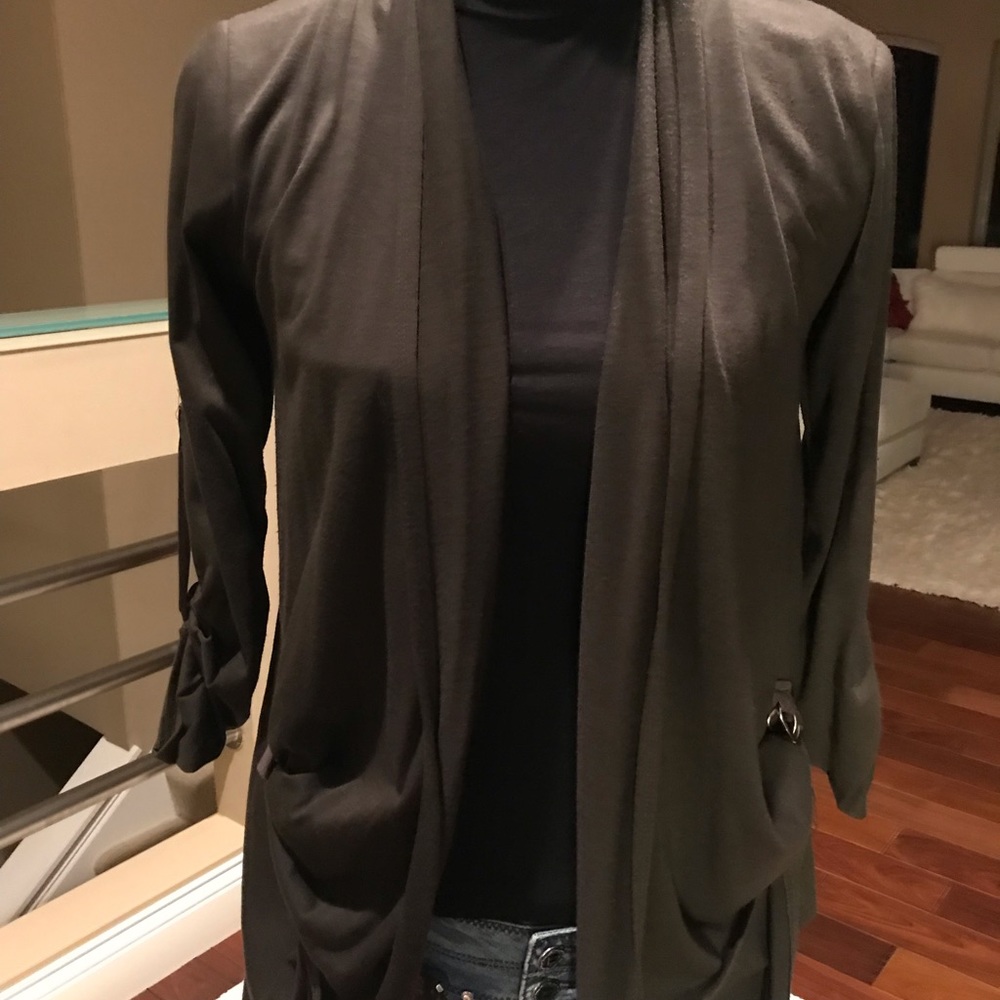 Stylish women top NWOT
